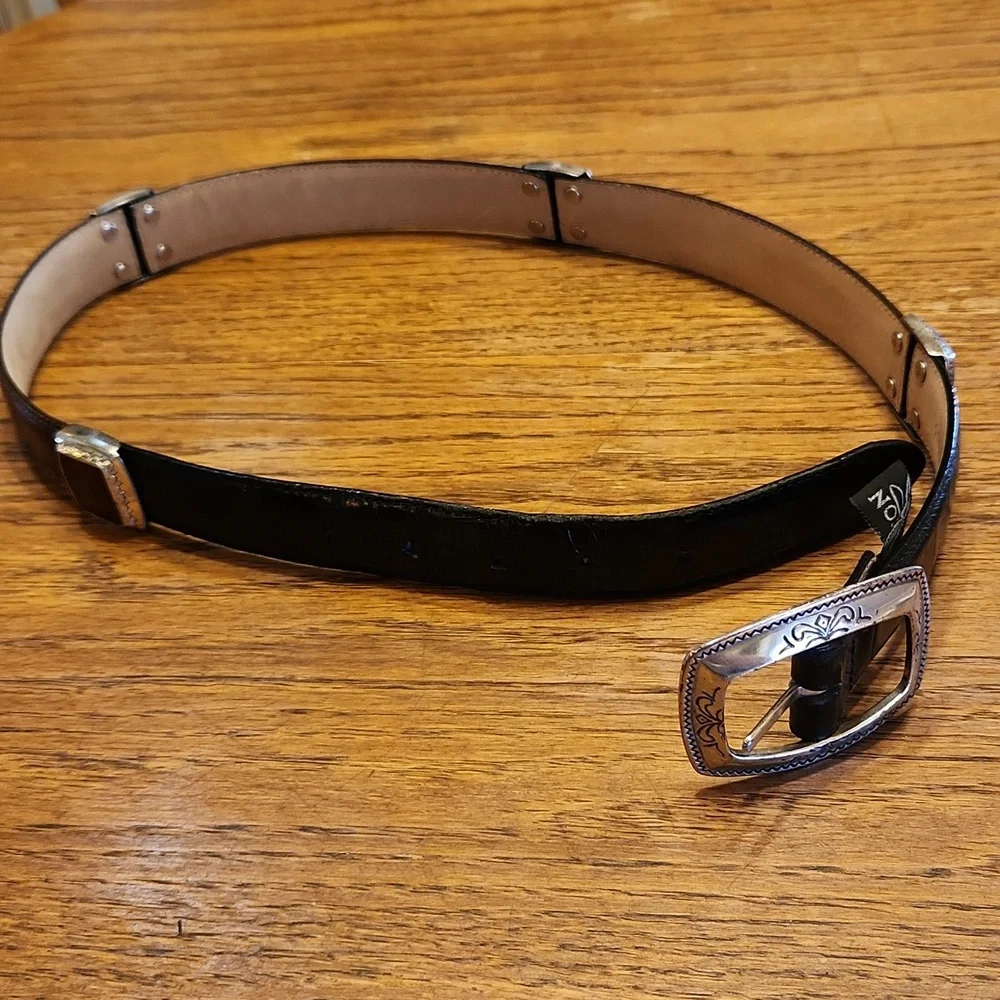 Brighton Western Silver Tone Buckle Med